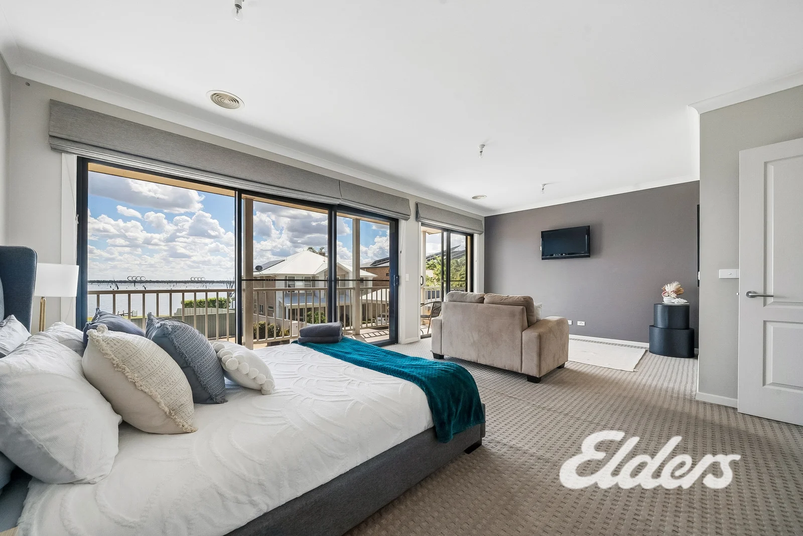 8 Luton Drive, Yarrawonga VIC 3730 | Domain