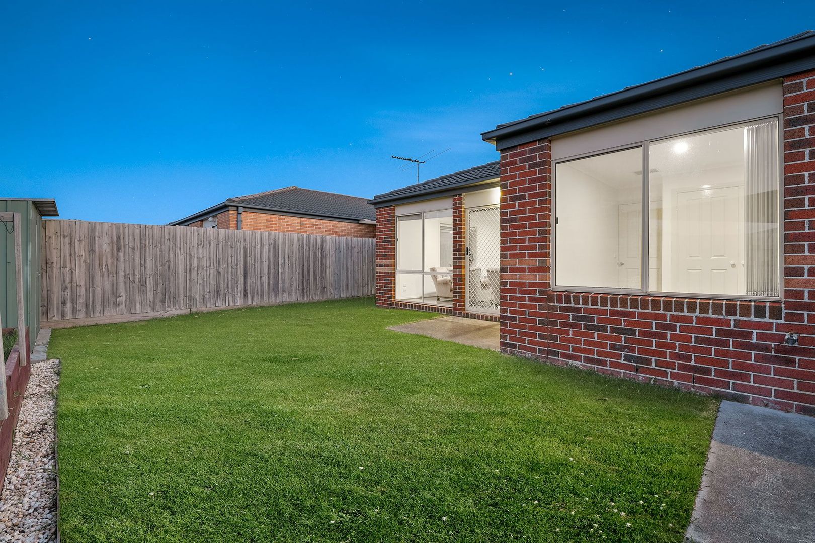 1/13 Kismet Close, Cranbourne West VIC 3977, Image 1