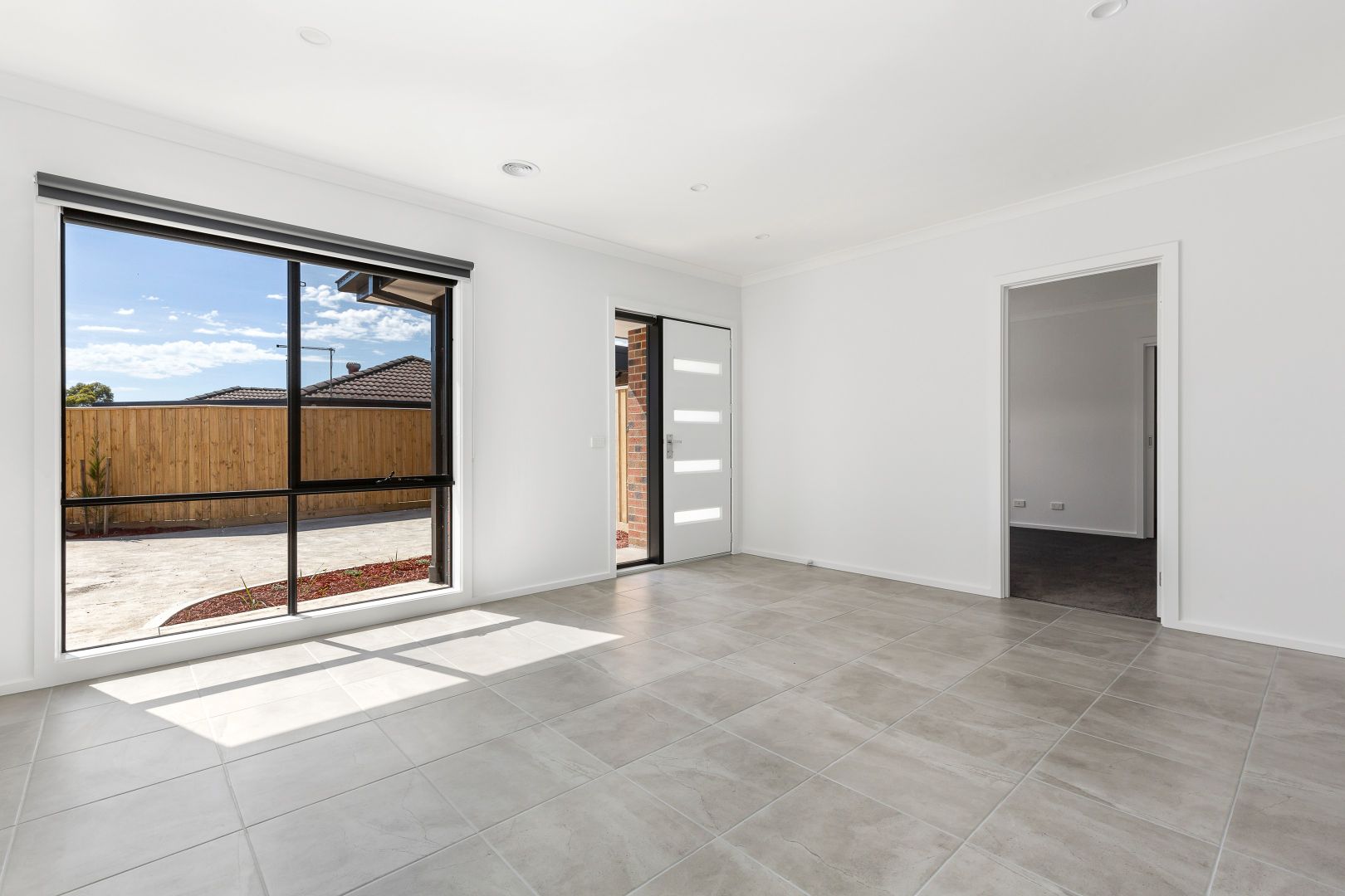 2/15 Conferta Court, Cranbourne West VIC 3977, Image 1