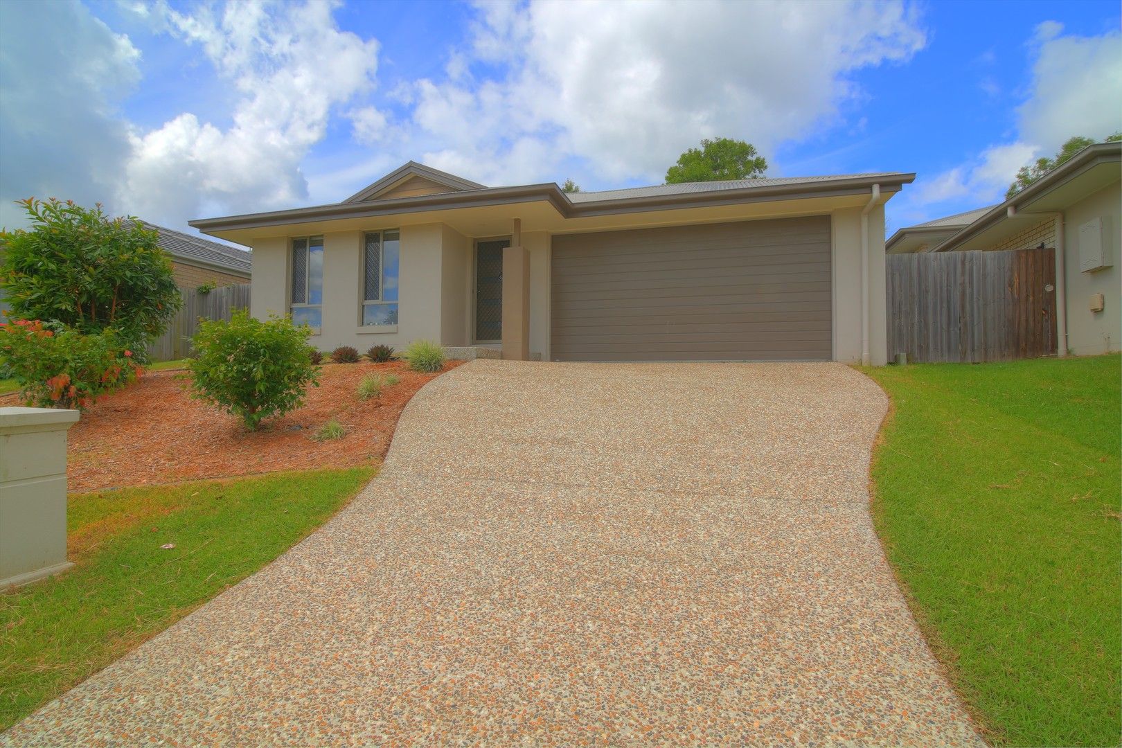 4 bedrooms House in 25 Nickel Street PIMPAMA QLD, 4209