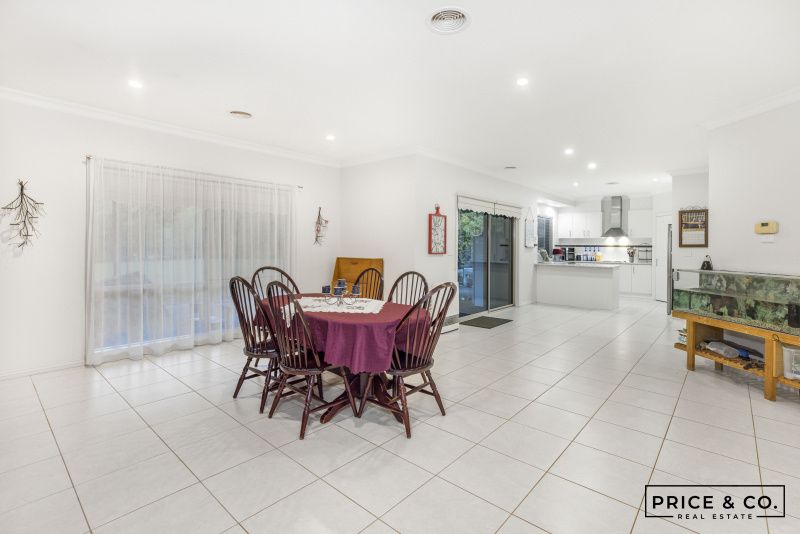 21A Pepperell Drive, Drouin VIC 3818, Image 2