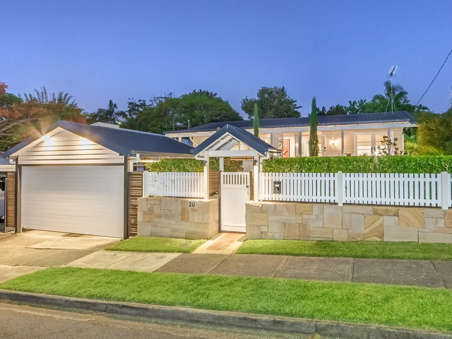 20 Mabel Avenue, Southport QLD 4215