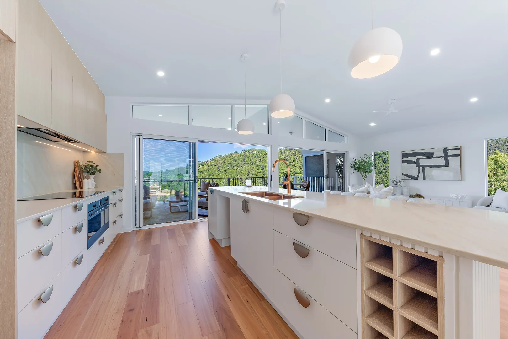 Additional image 8 of 40 Seaview Drive, Airlie Beach QLD 4802