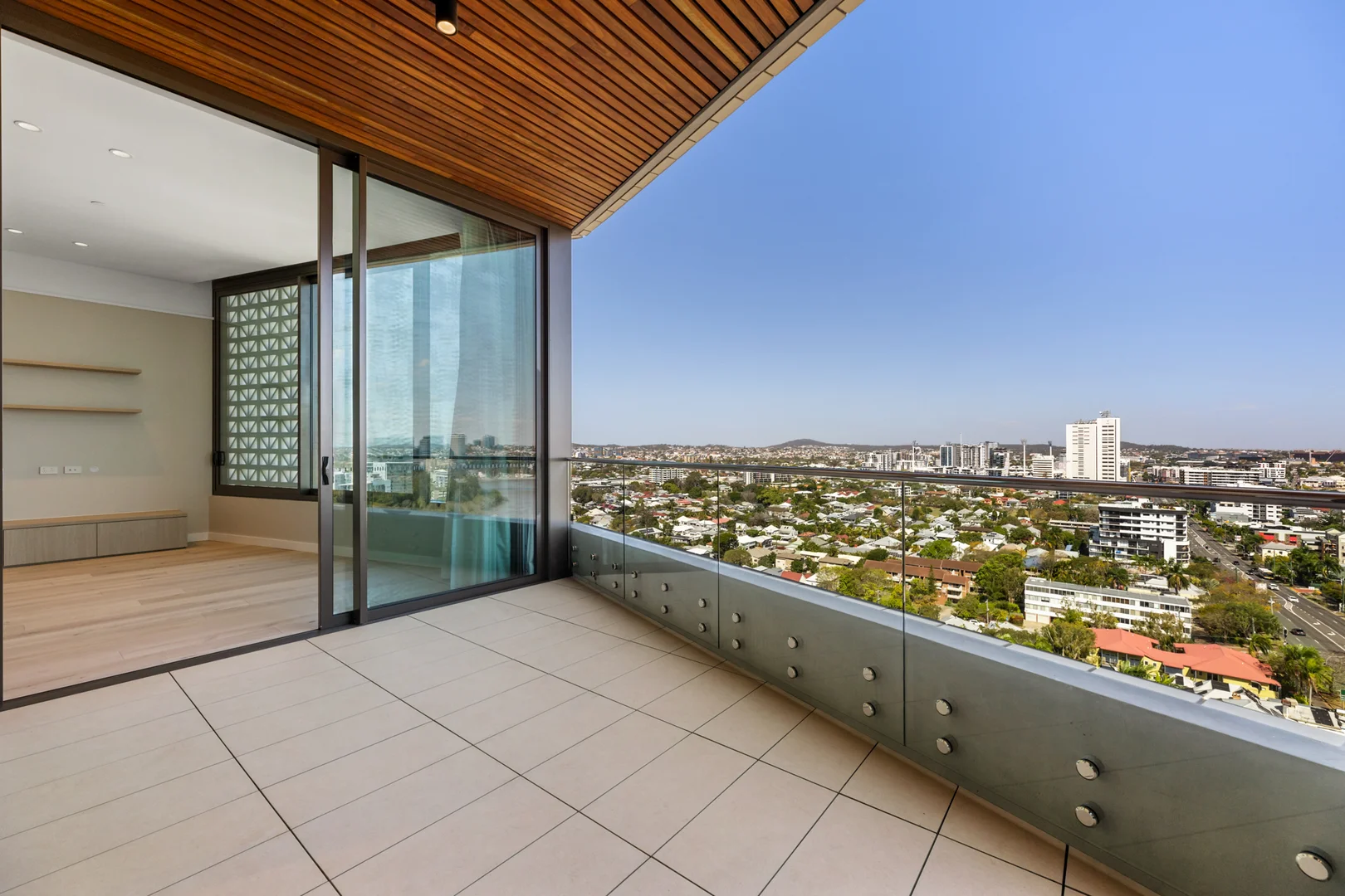 Additional image 11 of 1205/470 Main Street, Kangaroo Point QLD 4169