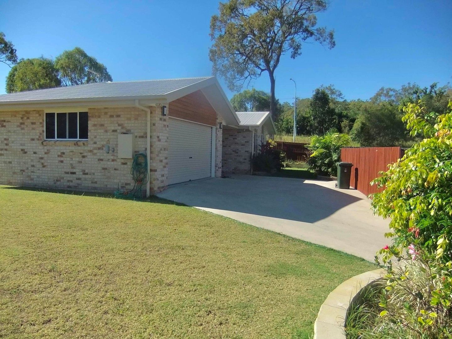 4 bedrooms House in 40 Longreach Court TANNUM SANDS QLD, 4680