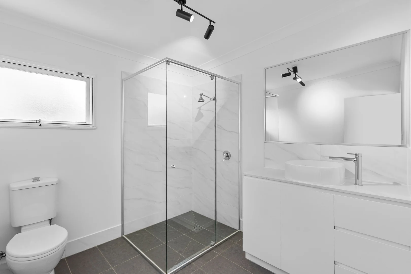 Additional image 8 of 11 Elm Avenue, Woodridge QLD 4114