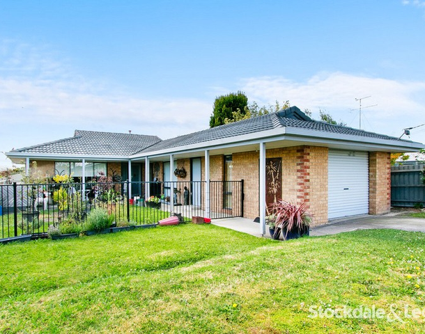 24 Williams Avenue, Churchill VIC 3842