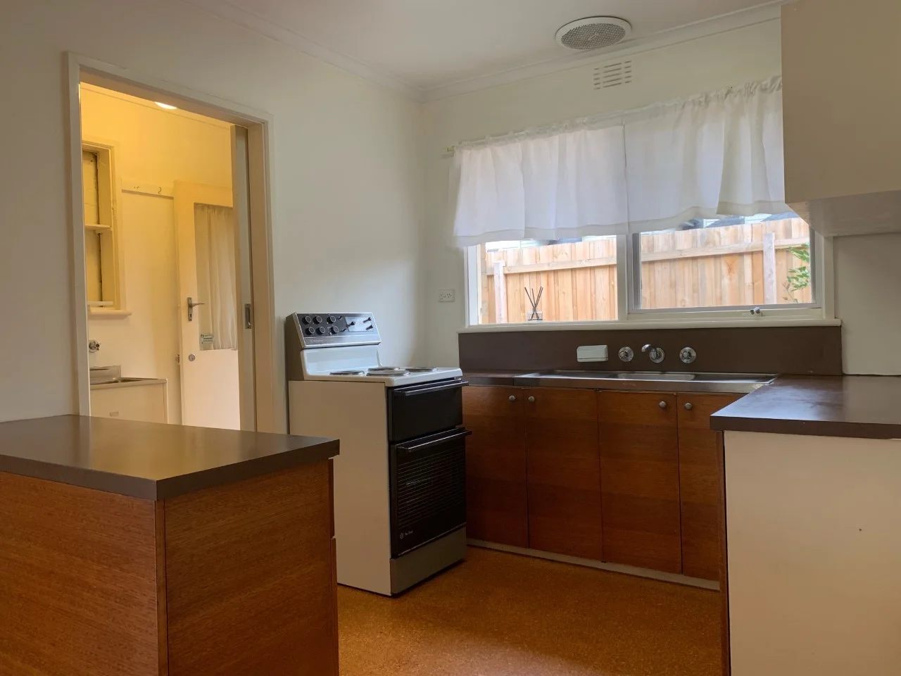 Additional image 3 of 11/1 Jilmax Court, Forest Hill VIC 3131