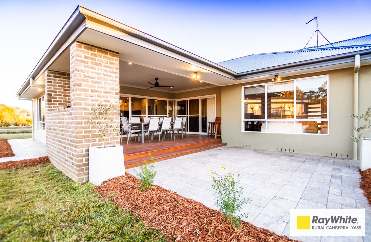 130 Merryville Dr, Murrumbateman NSW 2582, Image 2