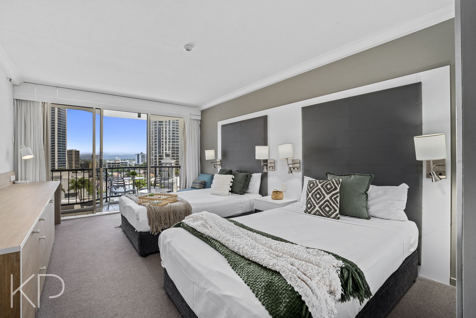 1 bedrooms Apartment / Unit / Flat in 812/22 View Avenue SURFERS PARADISE QLD, 4217