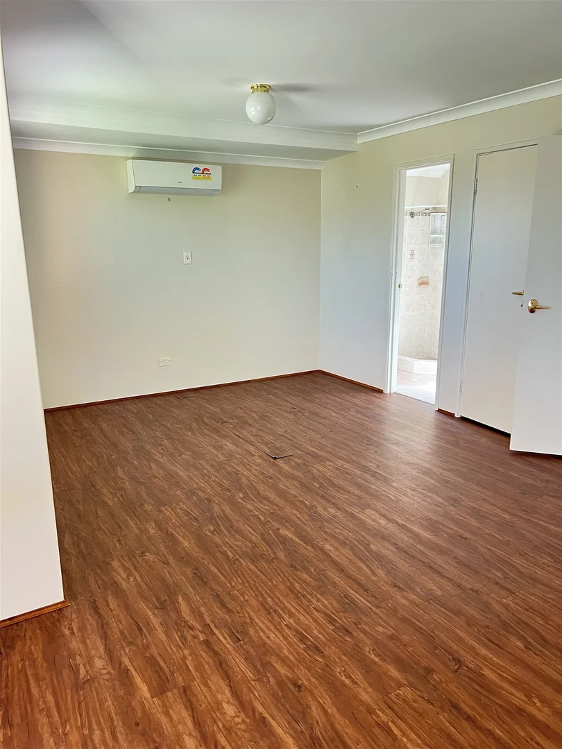 Additional image 3 of 6 Dunlowe Loop, Warnbro WA 6169