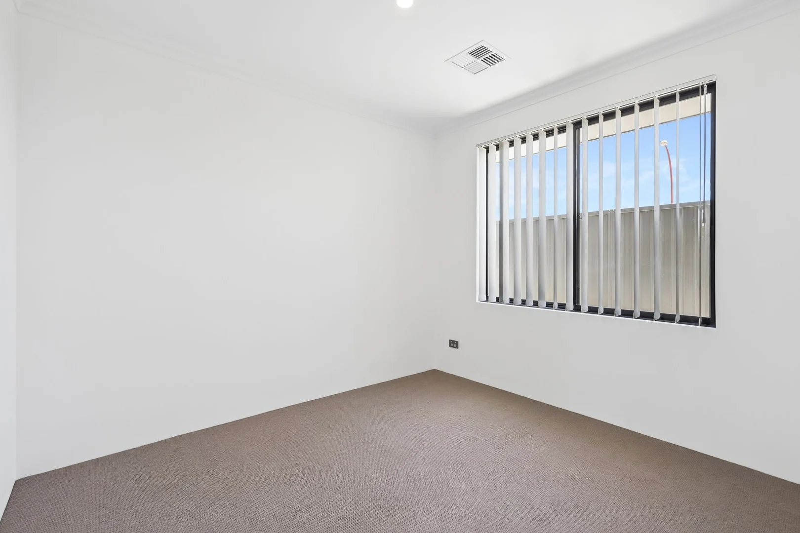 Additional image 12 of 2 Holeywell Street, Maddington WA 6109