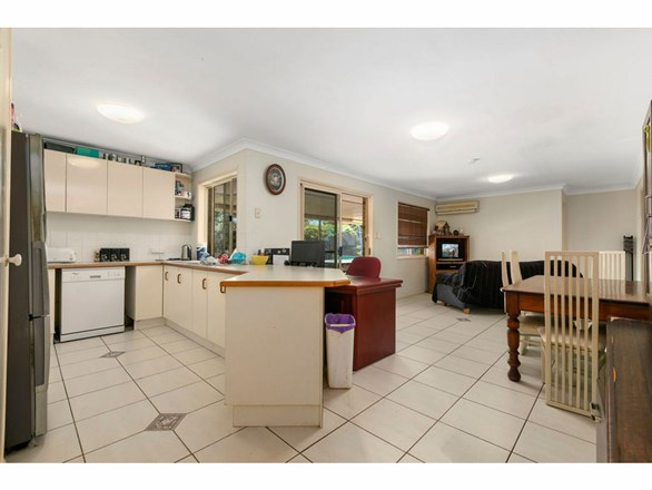 34 Kentia Street, Highworth QLD 4560