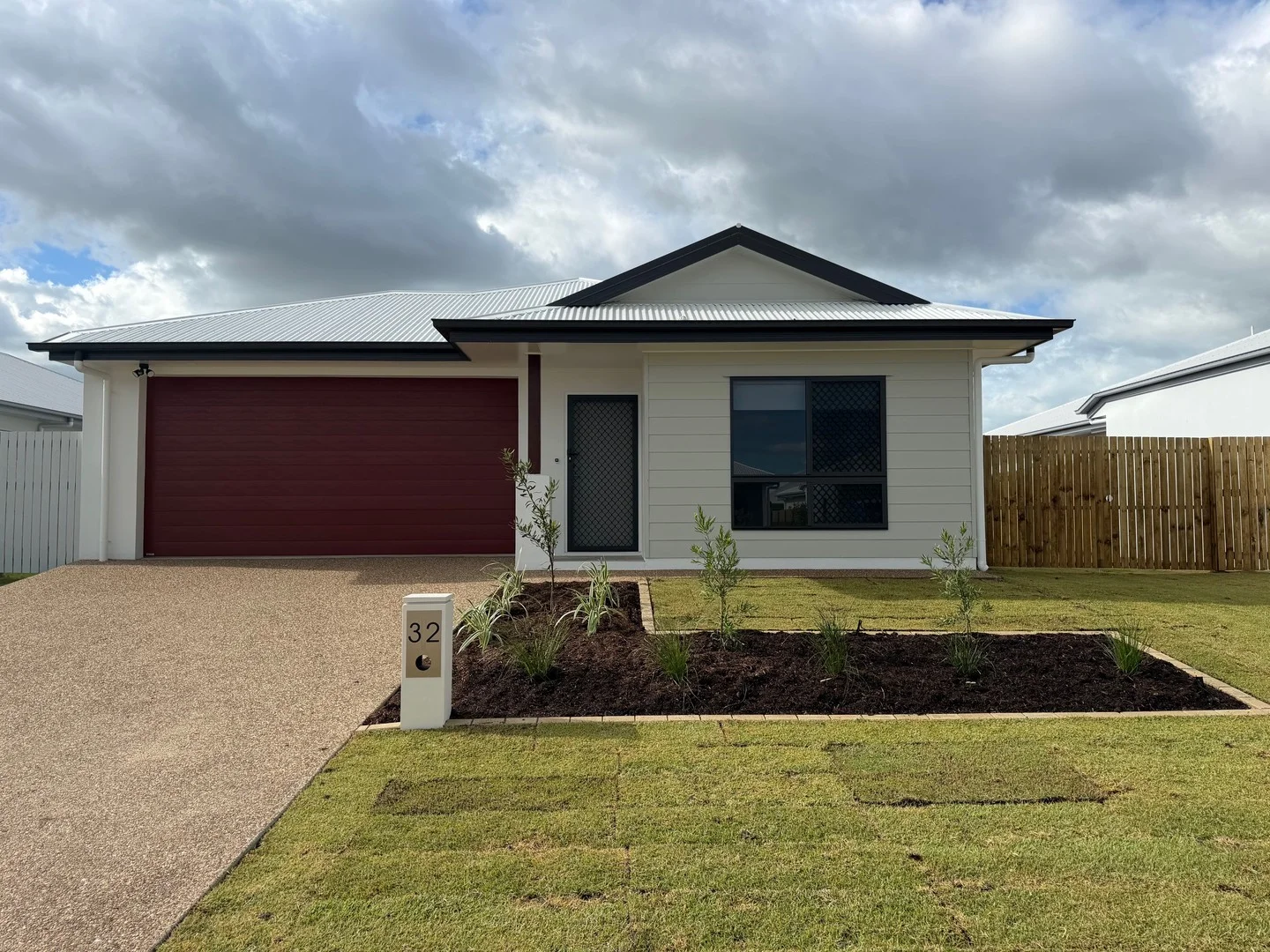 32 Lime Street, Burdell QLD 4818