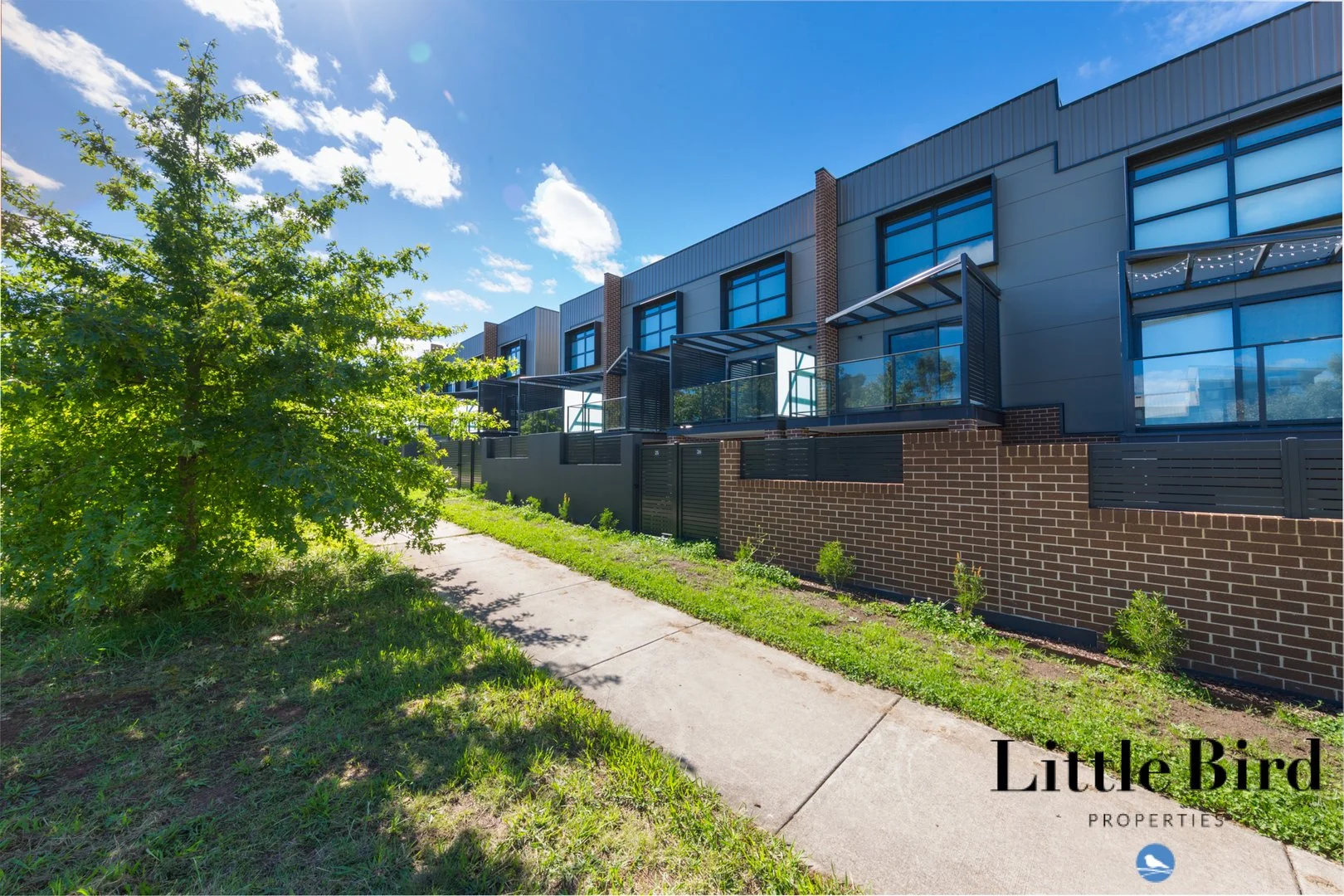 25/40 Fred Daly Avenue, Coombs ACT 2611