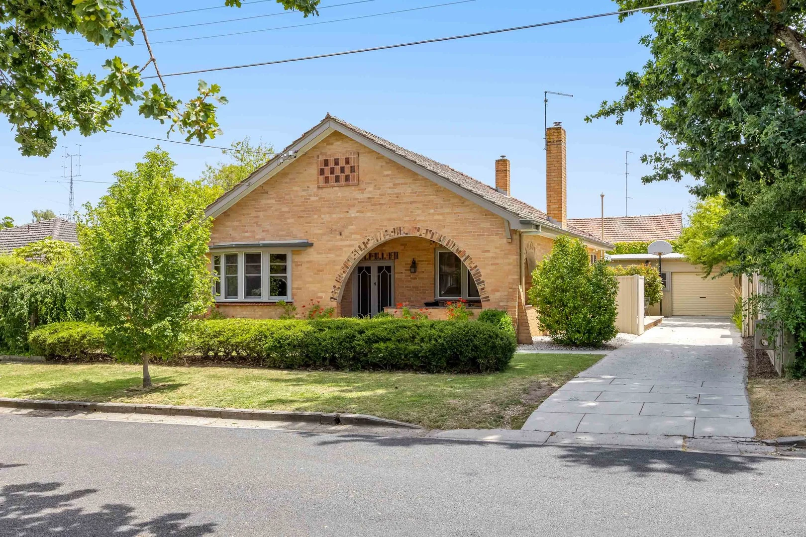 7 Lindisfarne Crescent, Lake Wendouree VIC 3350