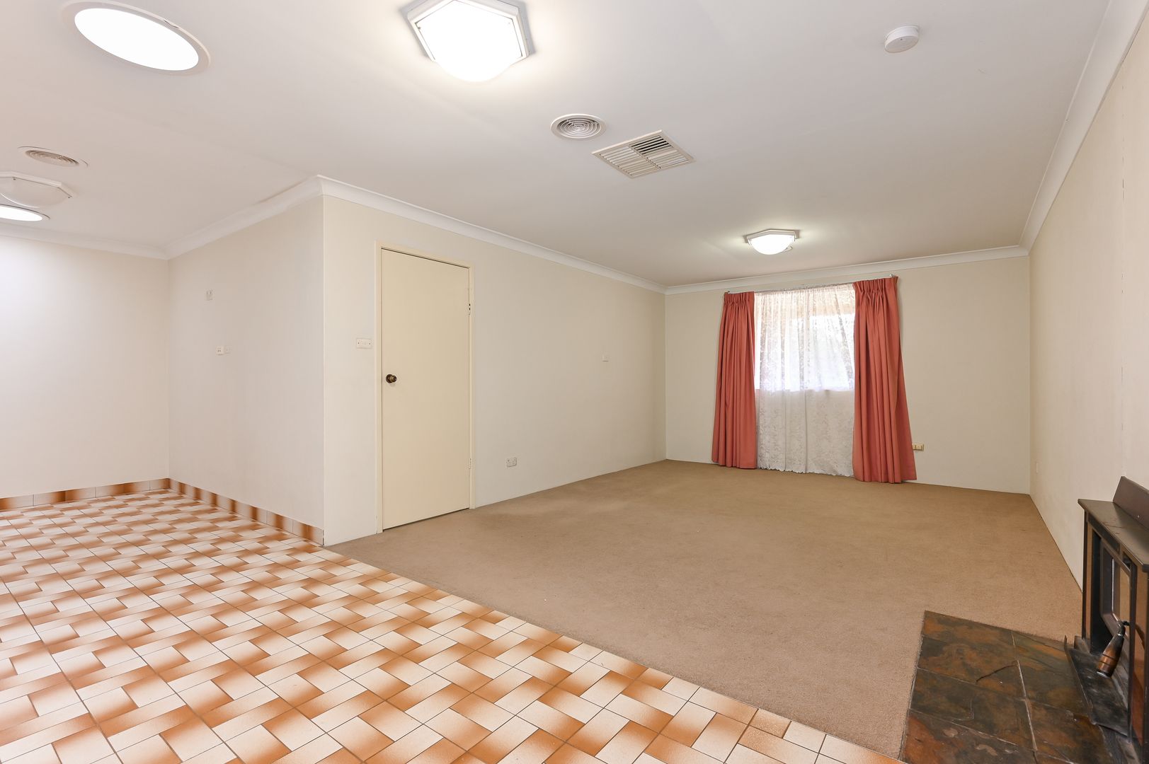 5 Duff Place, Griffith NSW 2680, Image 2