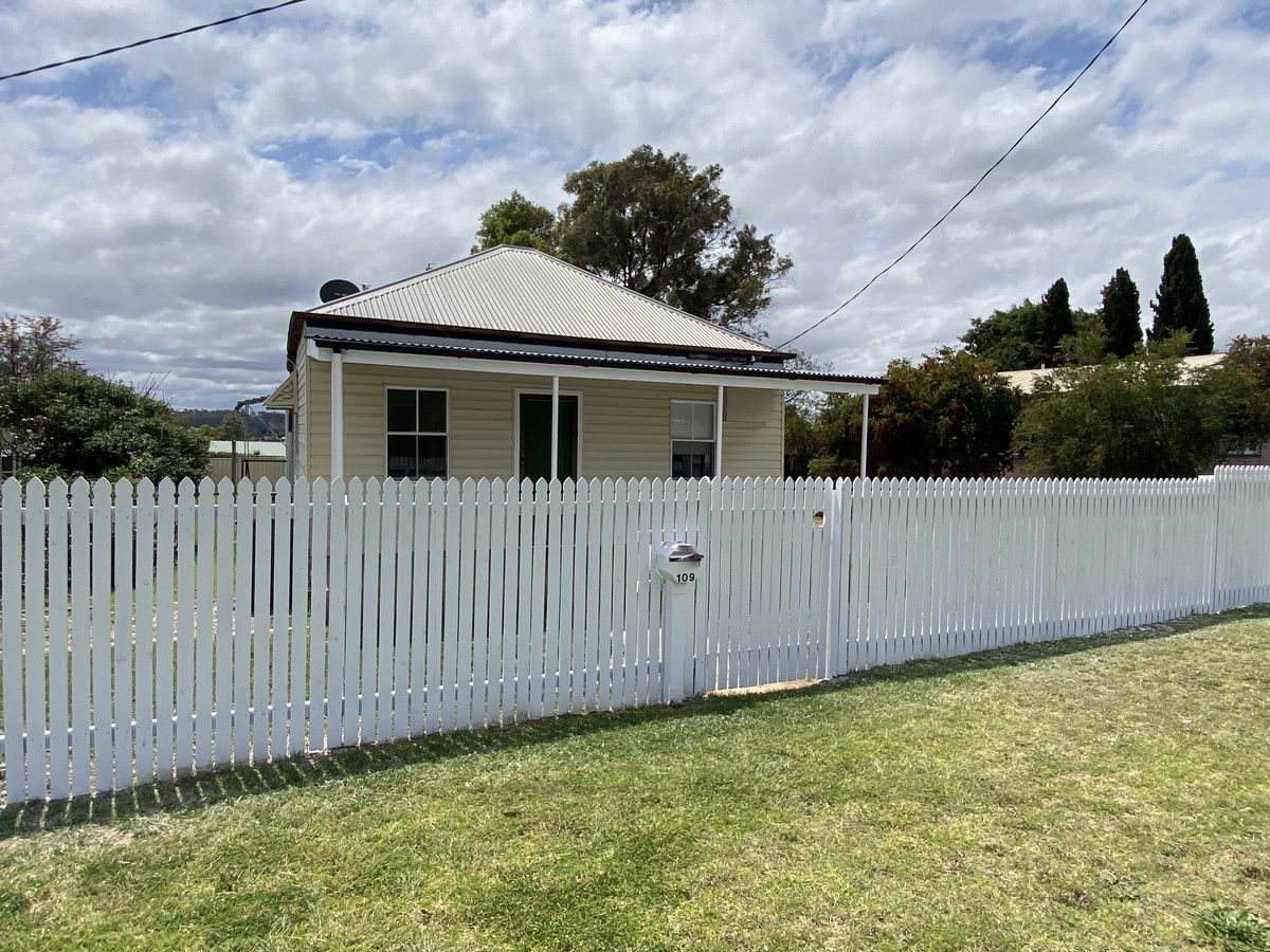 4 bedrooms House in 109 Pratten Street WARWICK QLD, 4370