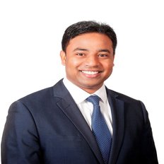 Shagi Pathmanathan, Sales representative