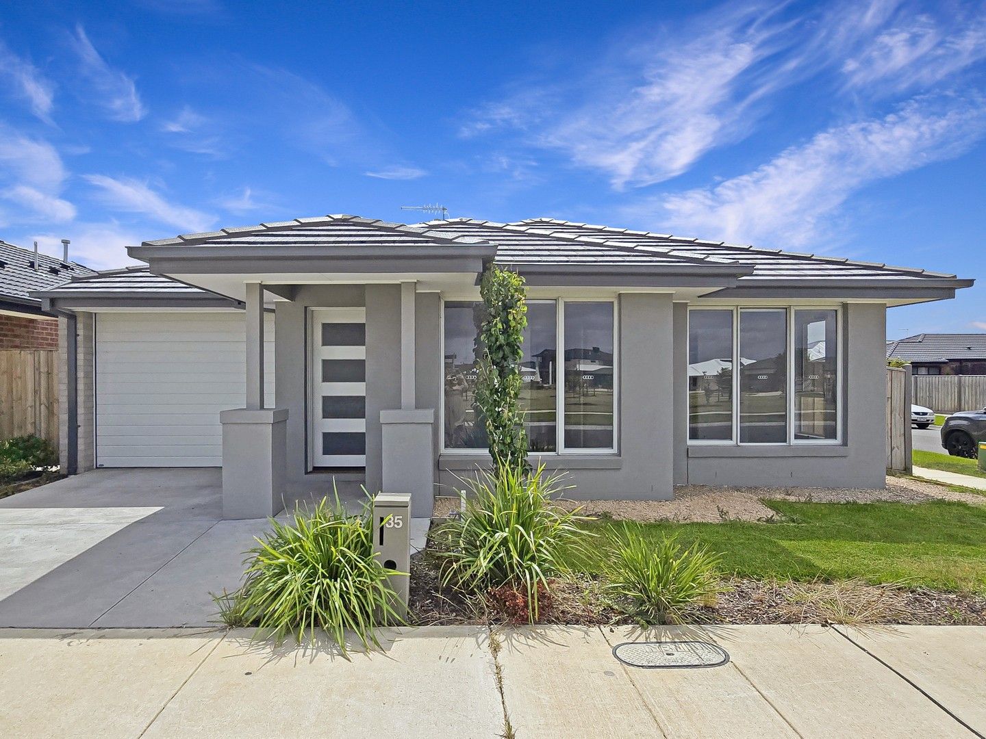 3 bedrooms House in 35 Avonbury Drive ARMSTRONG CREEK VIC, 3217