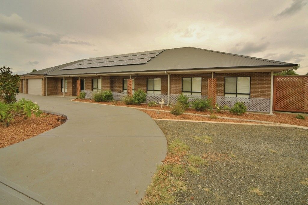 37 Forbes Crescent, Heddon Greta Property History & Address Research