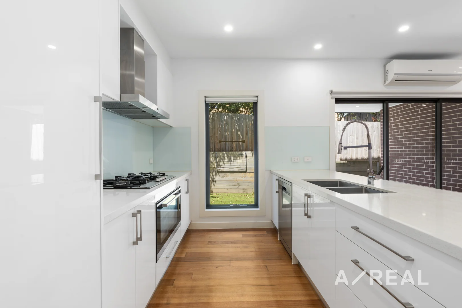 Additional image 3 of 4/22 Hiscock St, Chadstone VIC 3148