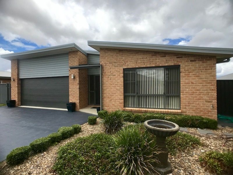 11 Baxter Place, Goulburn NSW 2580, Image 0