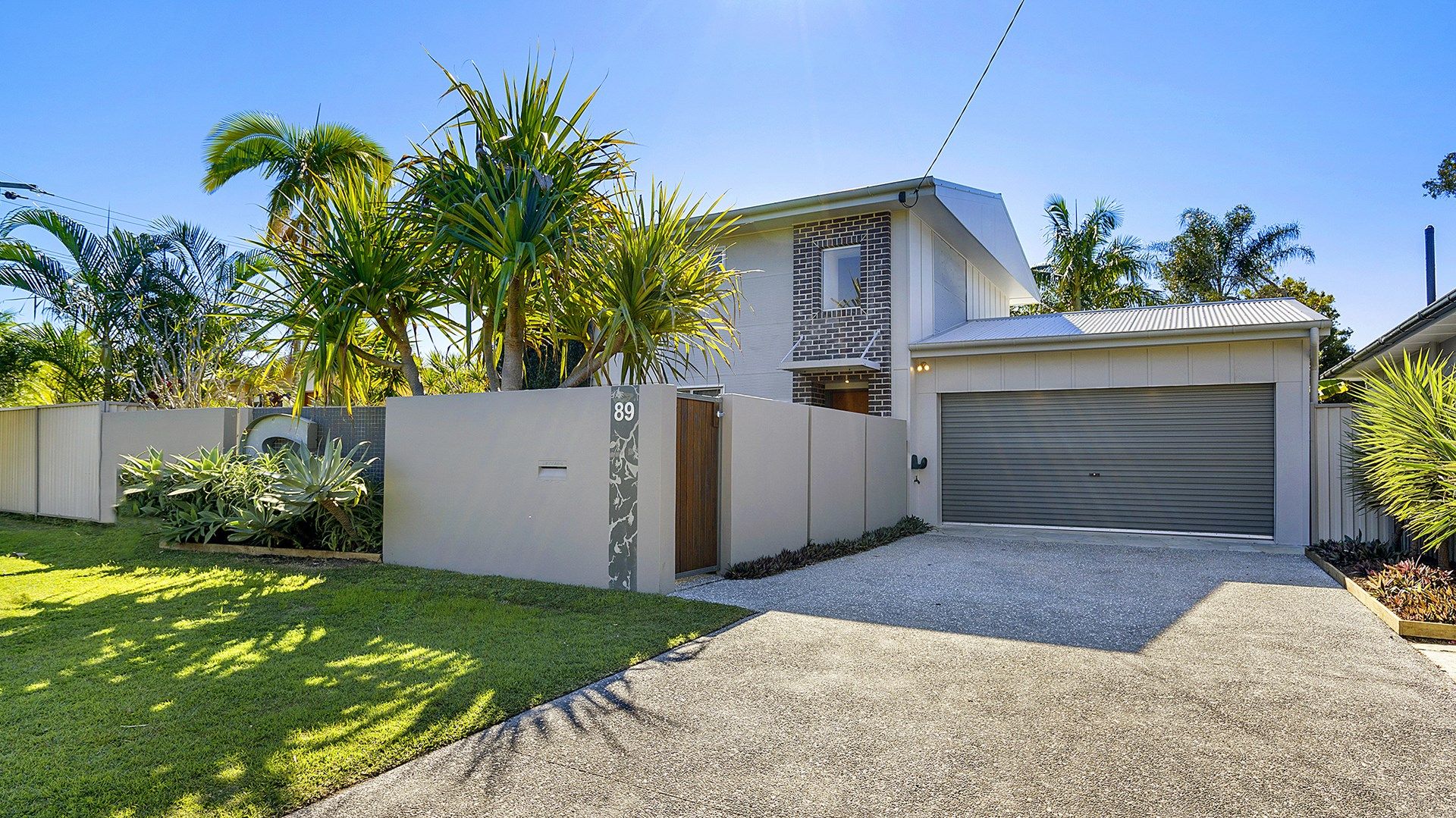 89 Poinsettia Avenue, Hollywell QLD 4216, Image 2