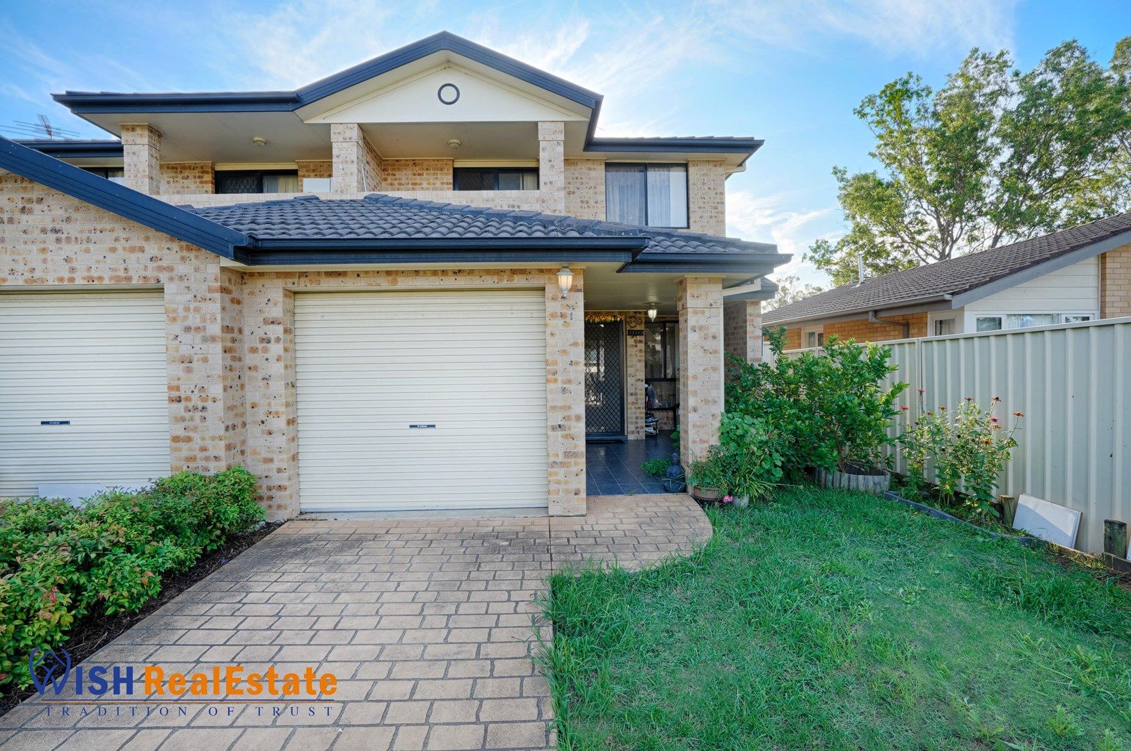 1/14 Westringia Place, Macquarie Fields NSW 2564, Image 0