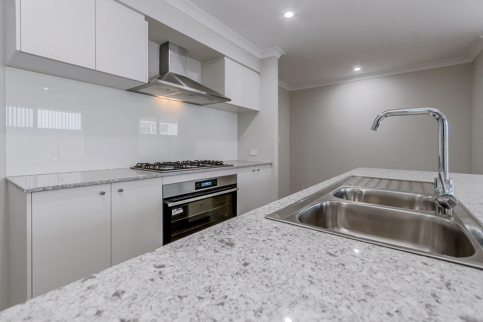 Additional image 18 of 404 Torwood Avenue, Treeby WA 6164