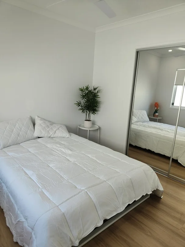 2/633 Boat Harbour Drive, Urangan QLD 4655