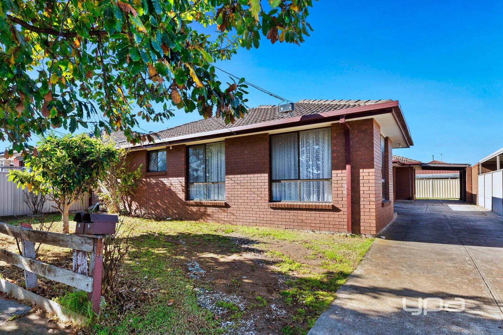 1&2/9 Entally Drive, Albanvale VIC 3021, Image 0