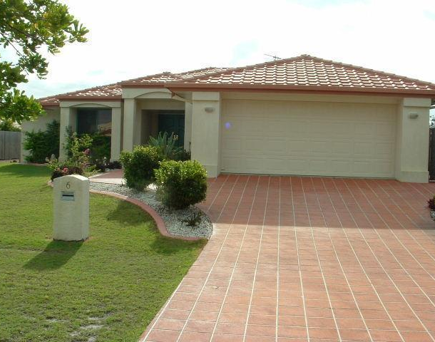 6 Seahorse Court, Banksia Beach QLD 4507