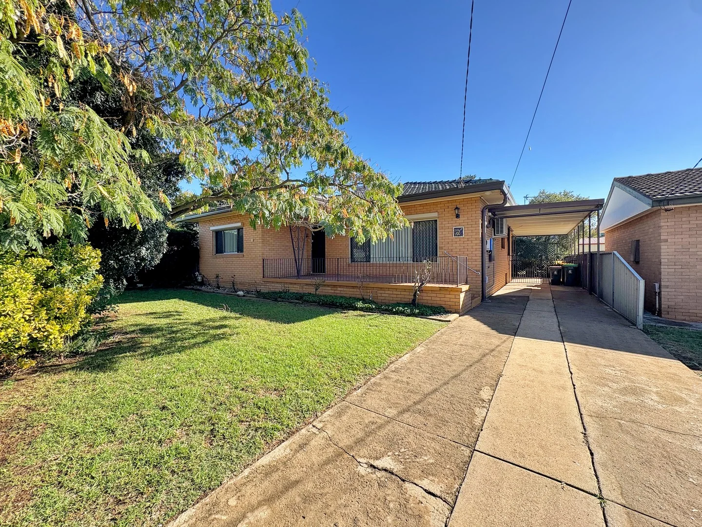 2 Laughton Street, Dubbo NSW 2830