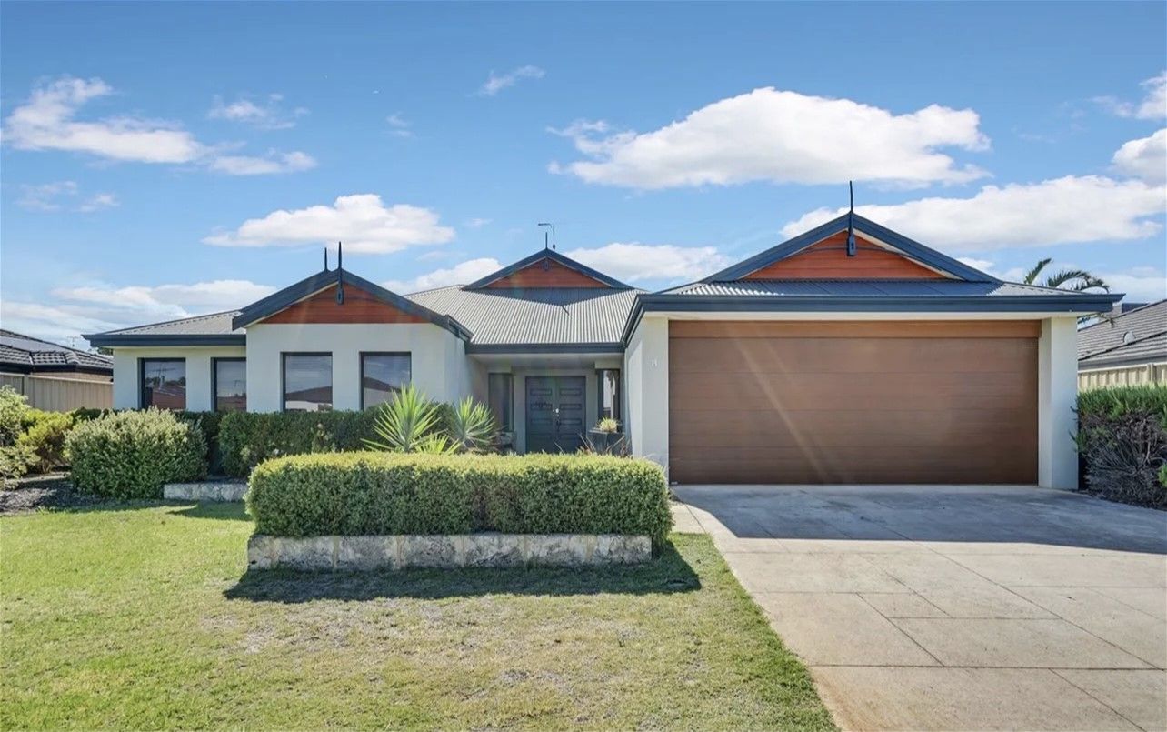 4 bedrooms House in 8 Contest Avenue FALCON WA, 6210