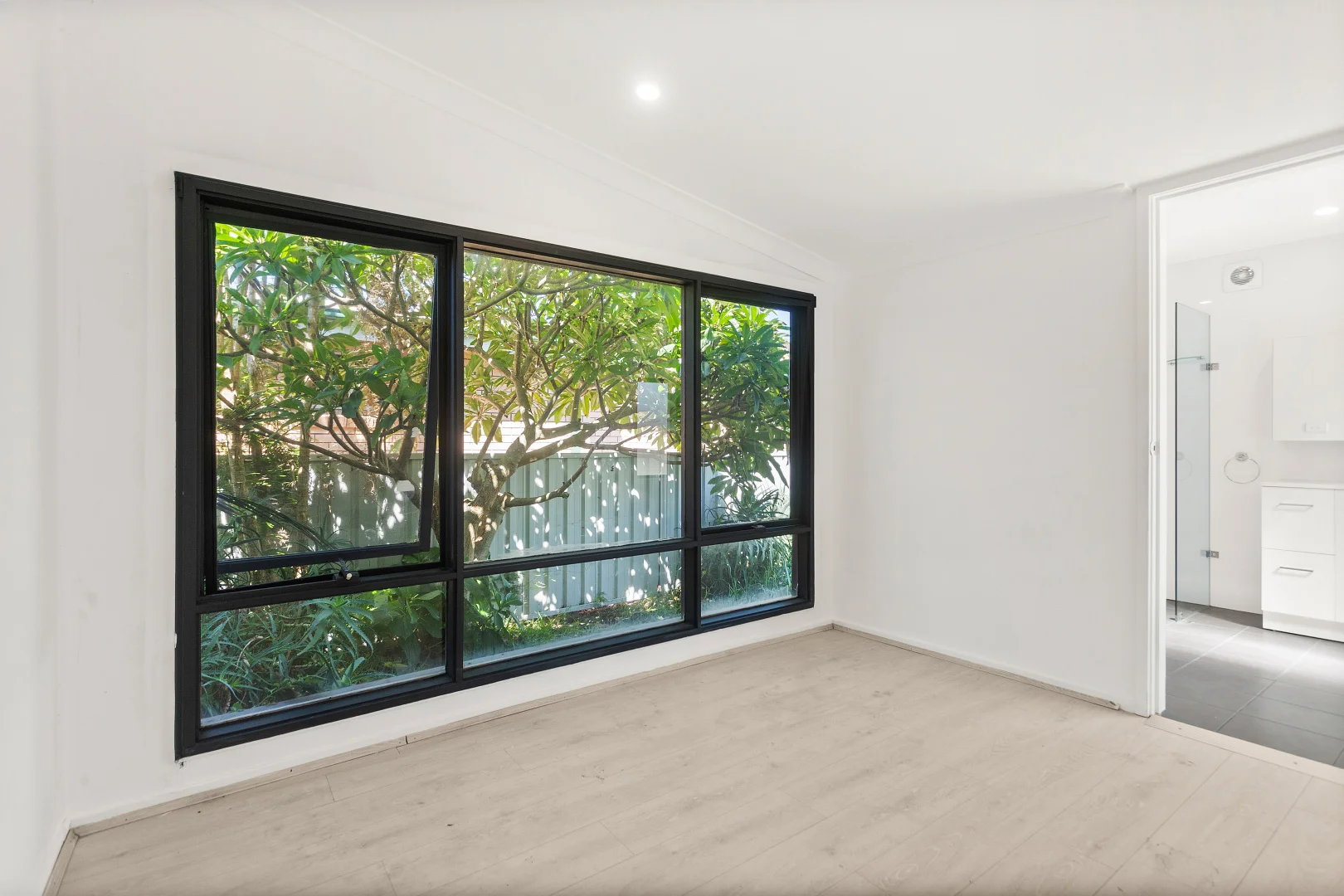 Additional image 3 of 48 Kurrajong Street, Windang NSW 2528