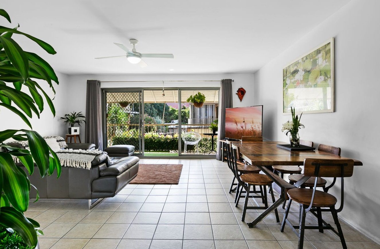 32/224 Marine Parade, Labrador QLD 4215, Image 2