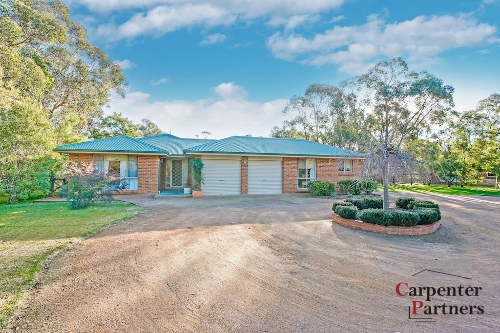 4 Parklands Glade, Balmoral NSW 2571, Image 0