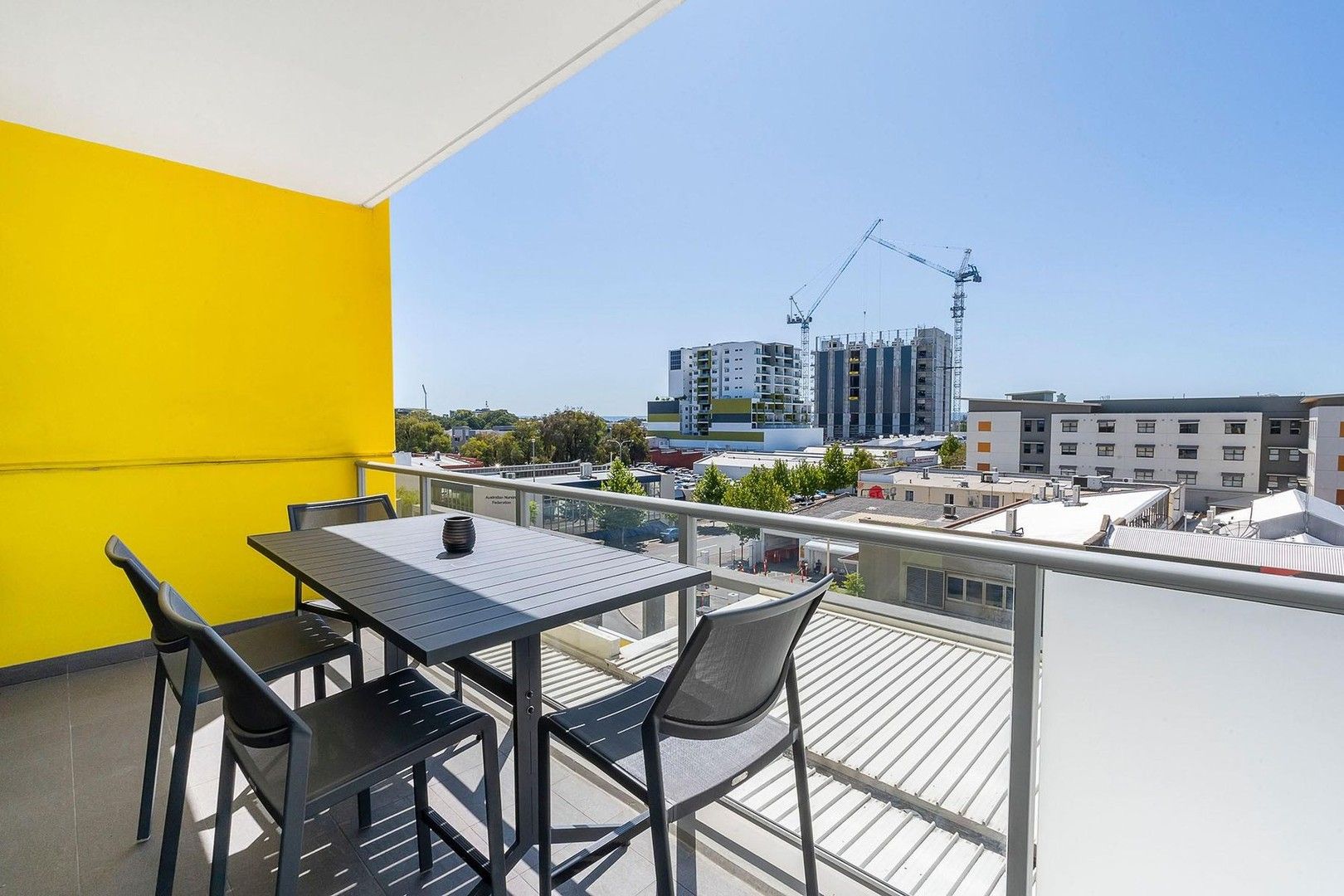 1 bedrooms Apartment / Unit / Flat in 32/15 Aberdeen Street PERTH WA, 6000
