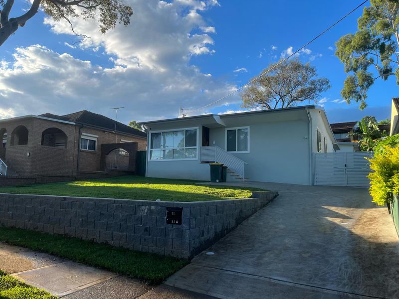 4 bedrooms House in 21 Janice Street SEVEN HILLS NSW, 2147
