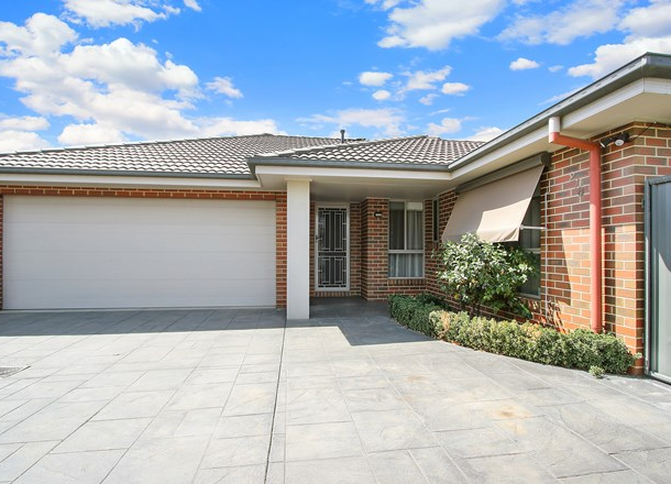 2/8 Peards Drive, East Albury NSW 2640