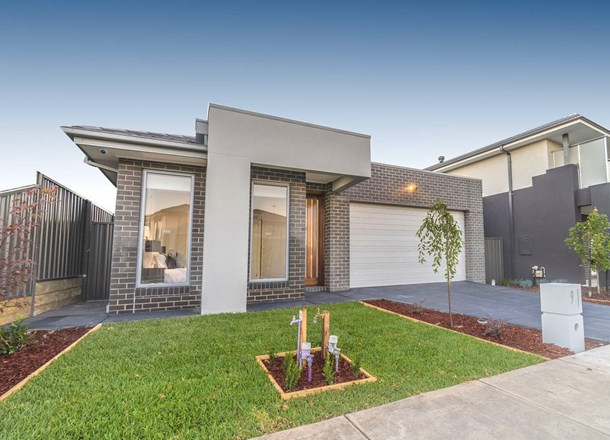 9 Breeze Way, Greenvale VIC 3059