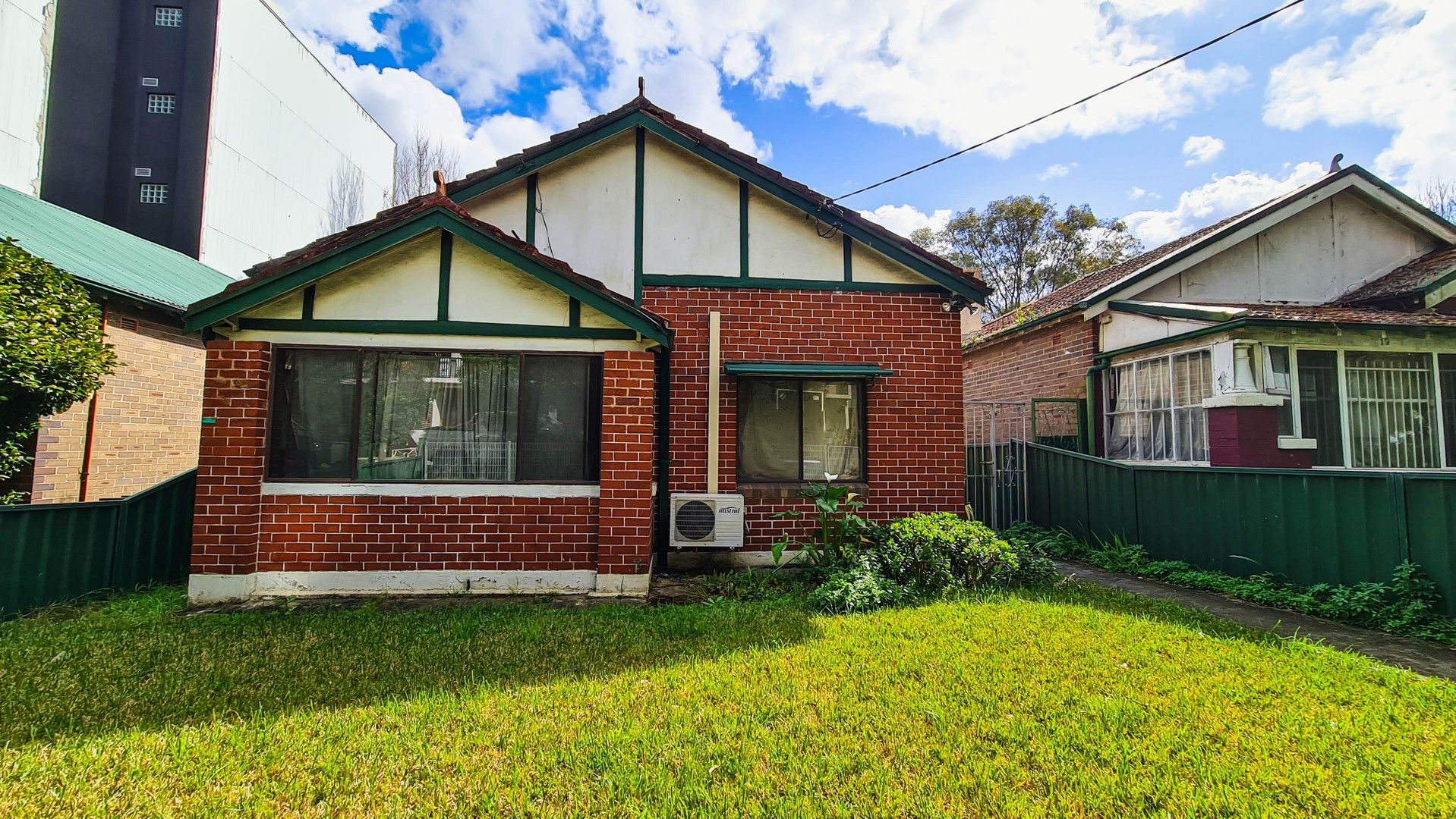21 Smallwood Ave, Homebush NSW 2140 Domain