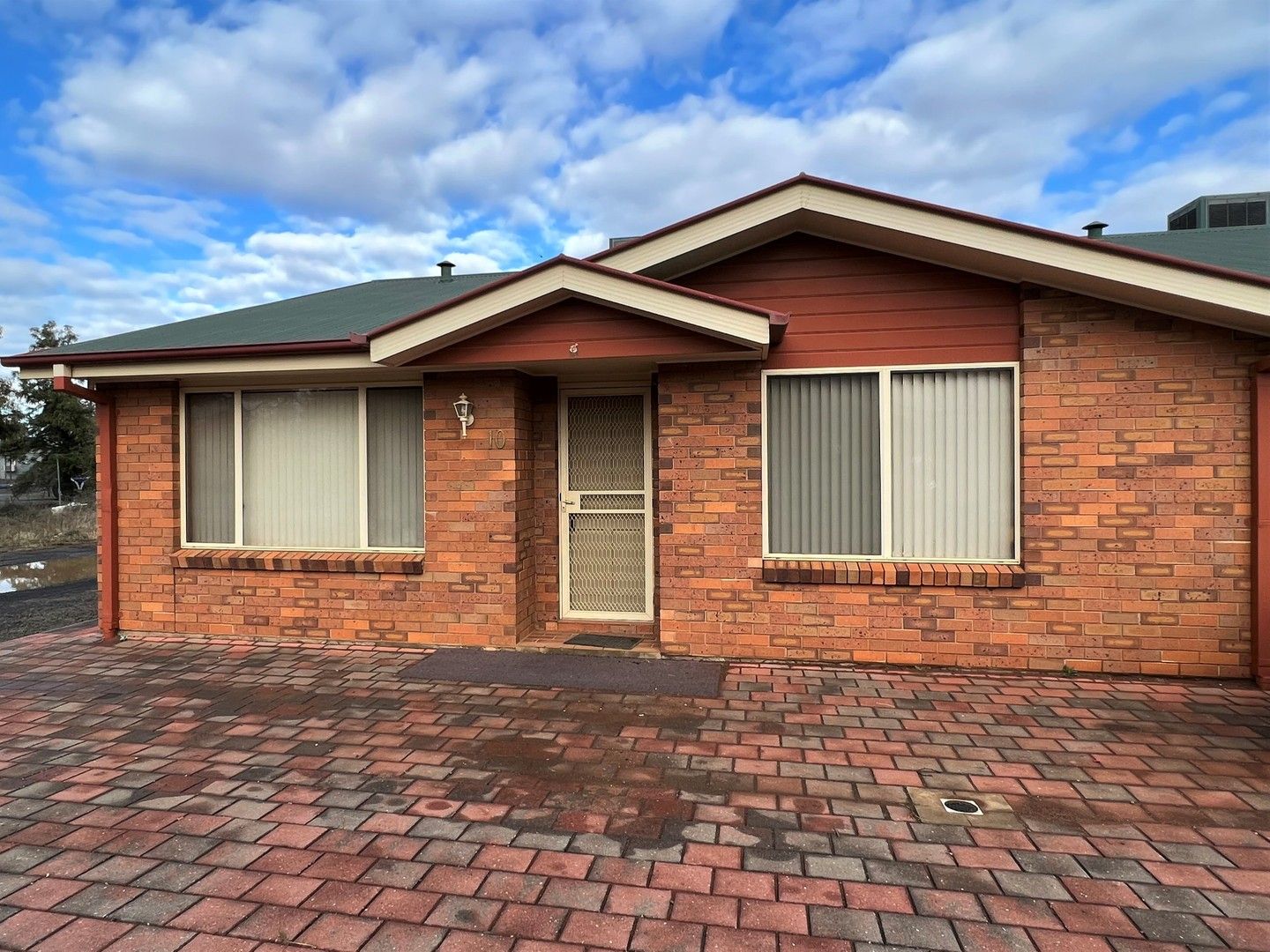 10/1012 Rose Street, Hillston NSW 2675 Apartment For Rent Domain