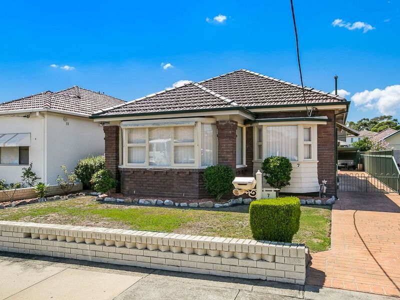 7 Hinkler Street, Brighton-Le-Sands NSW 2216, Image 0