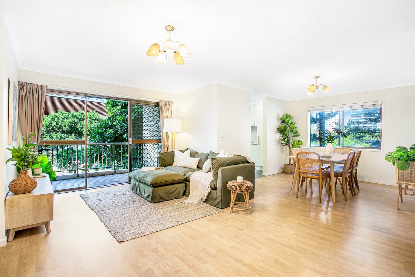 4/66 Surf Parade, Broadbeach QLD 4218, Image 0