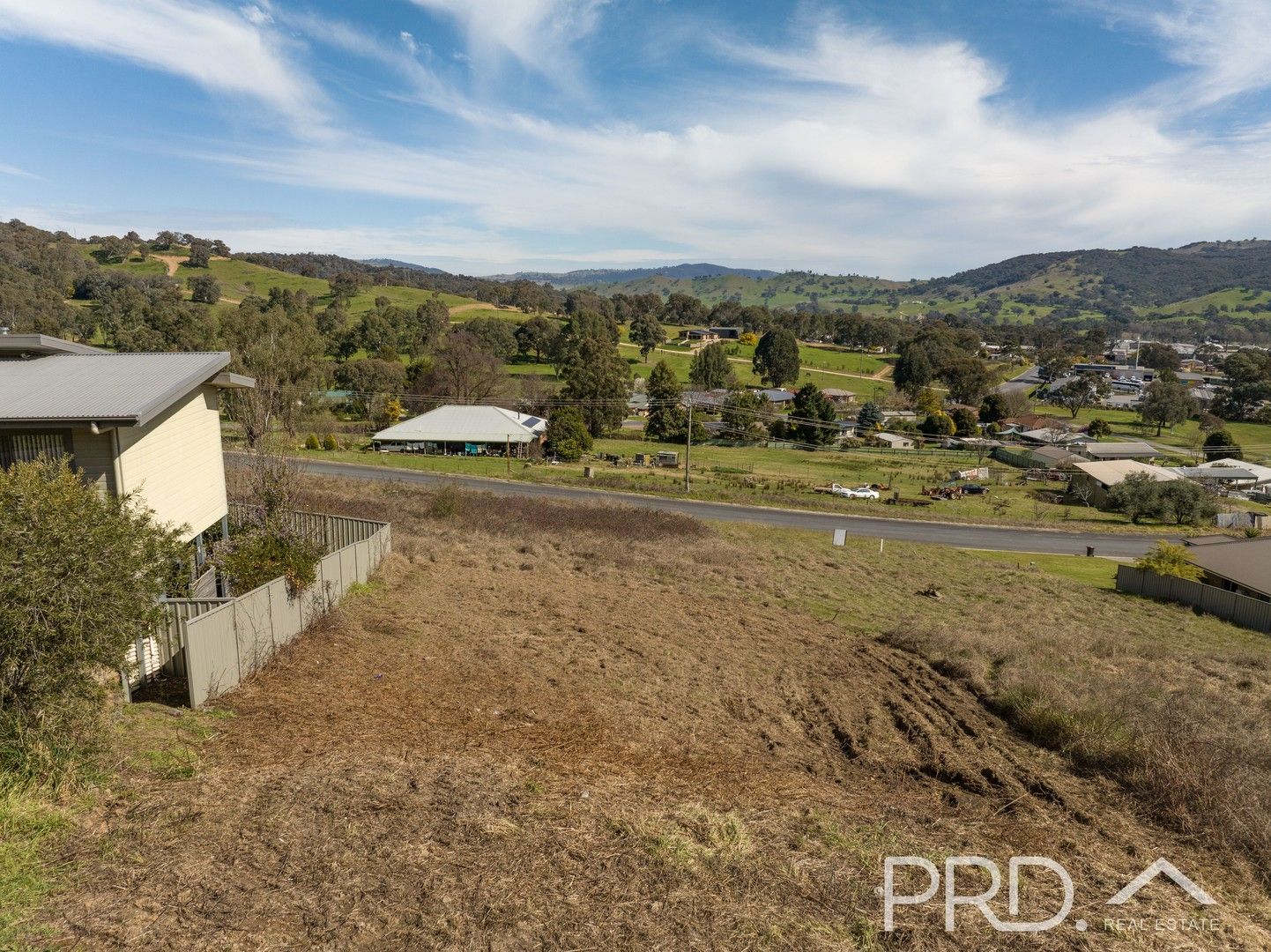 14 Eberlin Place, Tumut NSW 2720, Image 0