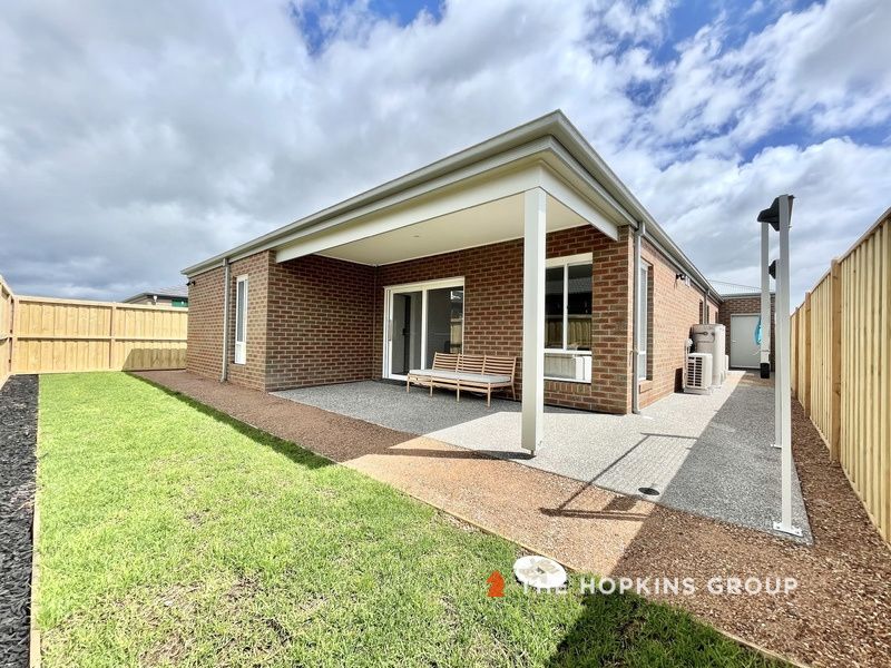 12 Fleurieu Circuit, Armstrong Creek VIC 3217 Studio For Rent Domain