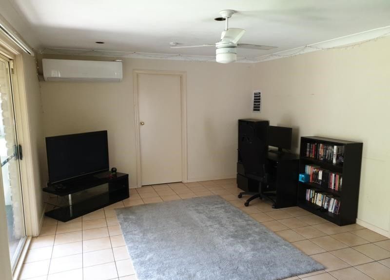 66 Pacific Pines Blvd, Pacific Pines QLD 4211, Image 2
