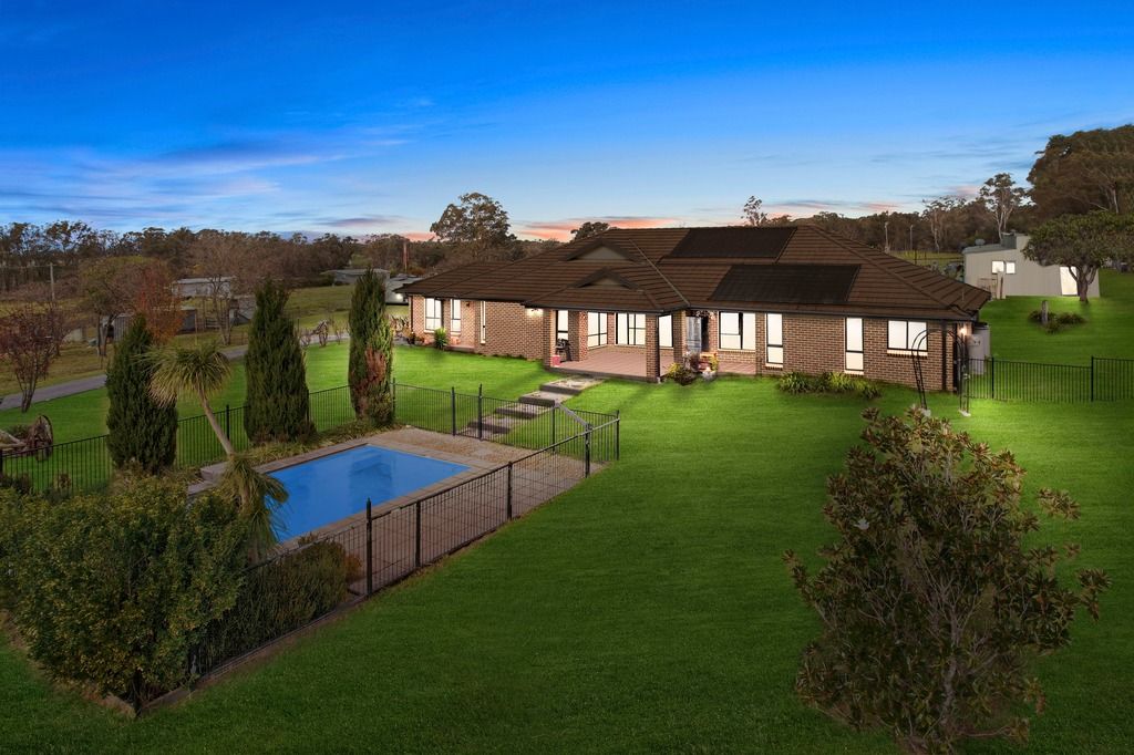 4 bedrooms Acreage / Semi-Rural in  THIRLMERE NSW, 2572